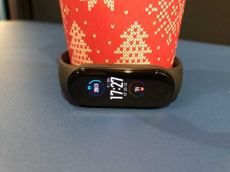 Amazfit band 5 vs xiaomi mi band 5: в чем разница?